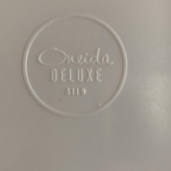 Vintage Oneida Deluxe 3243 Goldilocks and the 3 Bears melamine plate and bowl. - Picture 5 of 13